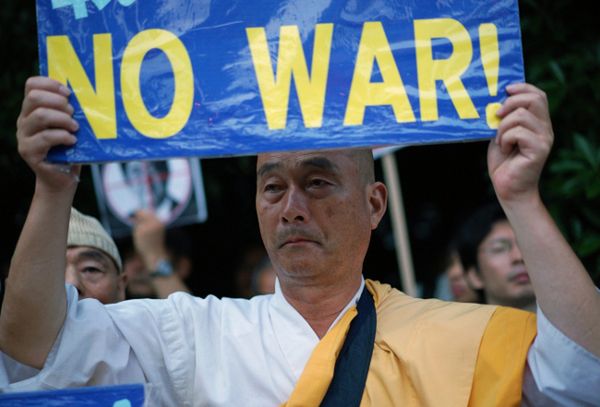 Japonia: zniesiono zakaz wysyłania wojsk poza granice