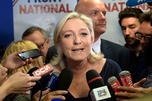 Marine Le Pen deklaruje podziw dla Putina i szacunek dla Merkel