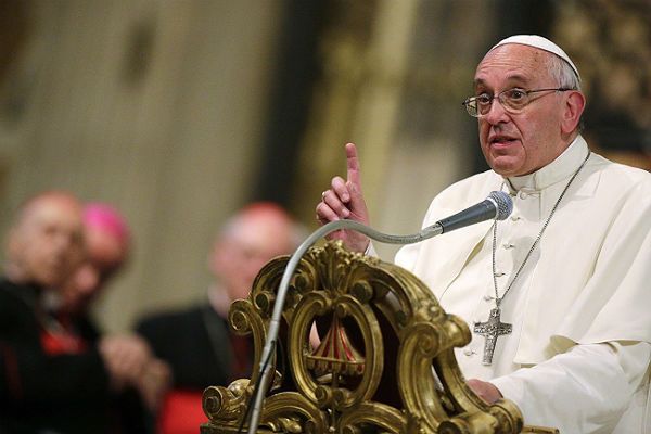 Papież Franciszek potępił grzech zepsucia polityków, przedsiębiorców, duchownych