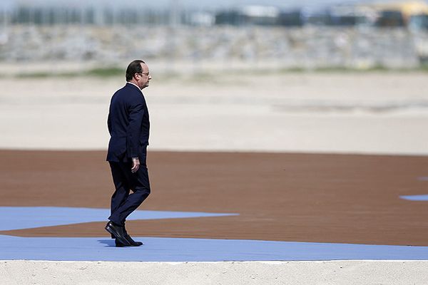 Francois Hollande: pamięć o poległych zobowiązuje nas do budowy świata wolności i braterstwa