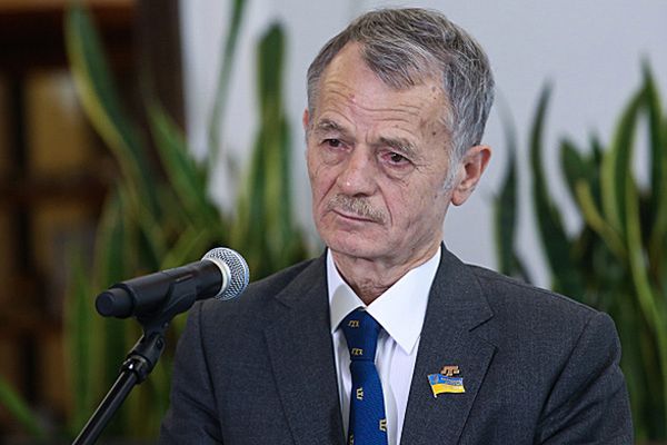 Przywódca Tatarów krymskich Mustafa Dżemilew odebrał Nagrodę Solidarności