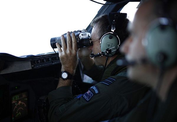 Ostatnie słowa pilotów malezyjskiego samolotu inne niż wcześniej informowano