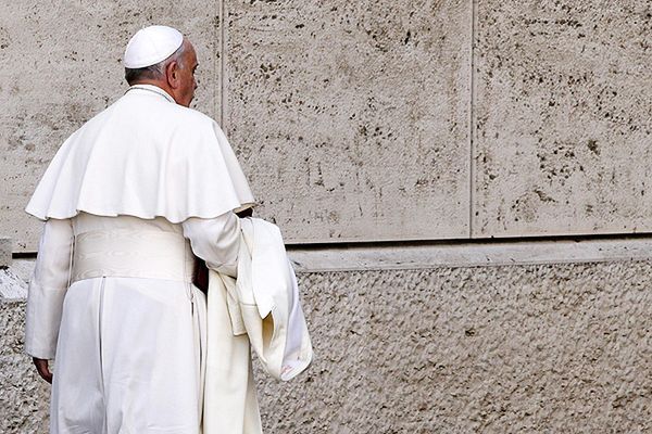 Papieskie przesłanie nagrane smartfonem