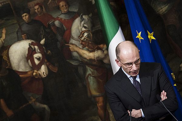 Premier Włoch Enrico Letta ustępuje ze stanowiska po niespełna roku