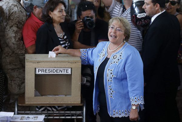 Michelle Bachelet wygrywa wybory prezydenckie w Chile