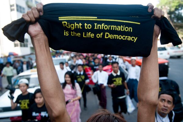 Birma: protest dziennikarzy przeciwko zagrożeniom dla wolności prasy