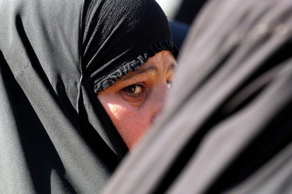 Raport HRW: irackie kobiety nękane w więzieniach