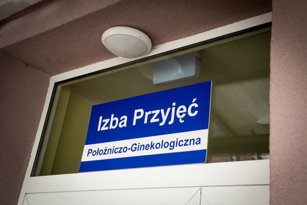 Ordynator oddziału ginekologiczno-położniczego we Włocławku zwolniony z pracy