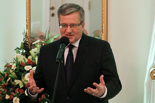 Prezydent Bronisław Komorowski: w Polsce brak ponadpartyjnej polityki ws. Ukrainy