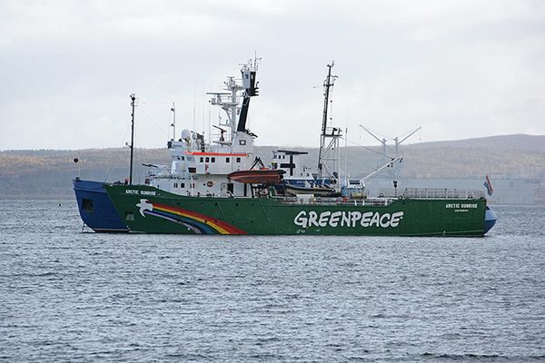 Rosja: na statku Greenpeace najprawdopodobniej znaleziono narkotyki