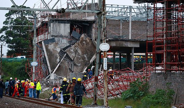 Zawaliło się centrum handlowe w RPA - 2 zabitych, 50 osób pod gruzami