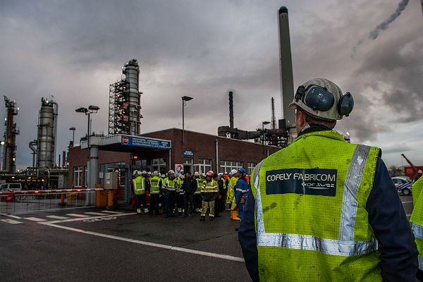 Eksplozja w rafinerii na północy Belgii. Dwie osoby nie żyją