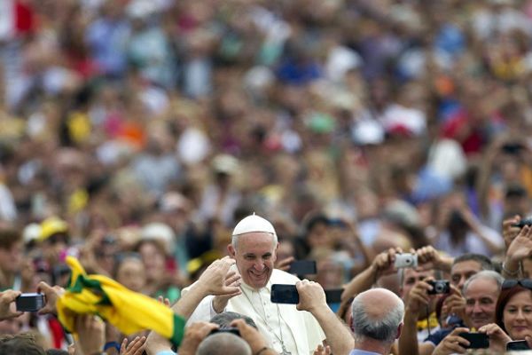 Papież: świętość w Kościele większa niż skandale