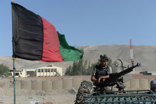 Gubernator prowincji Logar w Afganistanie zginął w wybuchu bomby w meczecie
