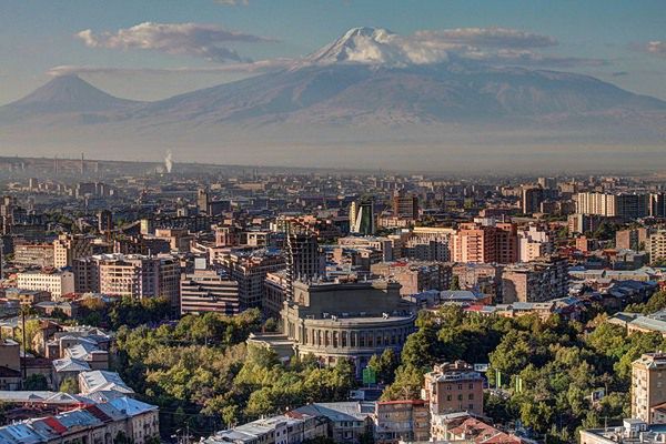 HRW: Napady na działaczy społeczeństwa obywatelskiego w Armenii