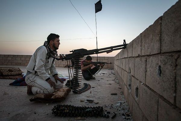 "Washington Post": CIA dostarcza już broń syryjskim rebeliantom