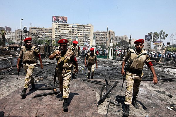 Zwolennicy Mohammeda Mursiego odwołują niektóre protesty w Kairze