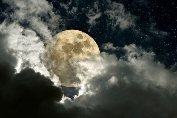 Przy pełni Księżyca gorzej się śpi