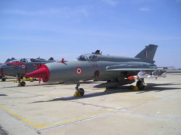 Katastrofa myśliwca MiG-21 w Indiach. Pilot zginął na miejscu