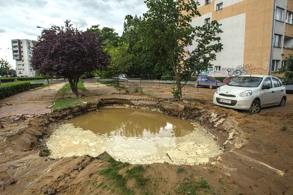 Wrocław: po awarii sieci wodociągowej problemy z dostawami wody