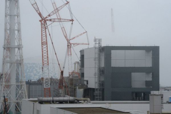 Skażone wody gruntowe wokół Fukushimy przekroczyły barierę