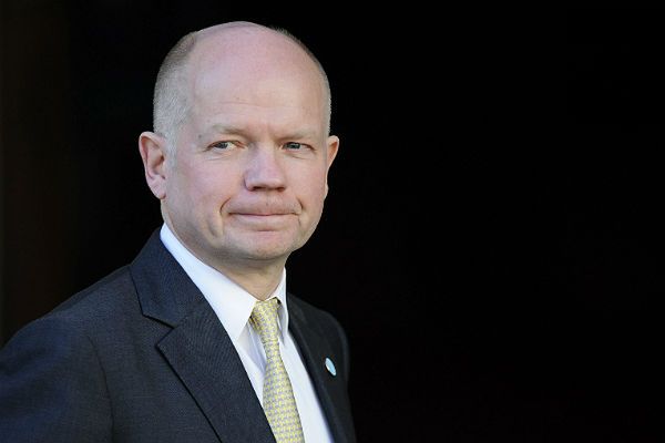William Hague: UE postanowiła znieść embargo na dostawy broni dla opozycji syryjskiej