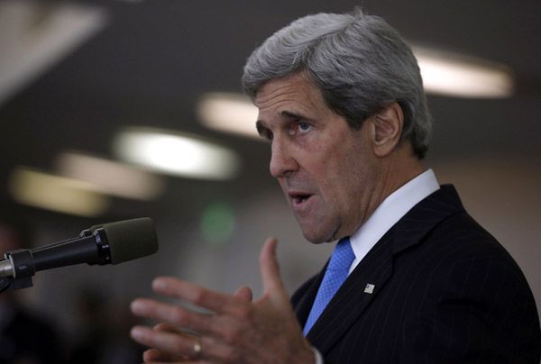 Kerry w Kongresie: nie czas na przyglądanie się masakrze w Syrii