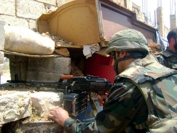 Syria: wojska rządowe umacniają pozycje na peryferiach Damaszku