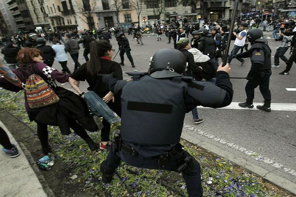 Demonstracje antyrządowe w Madrycie i przeciwko bezrobociu