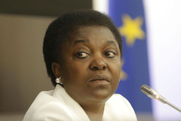 Włochy nie mogą poradzić sobie z rasizmem. Czy uda się to minister z Konga?