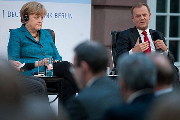 "Sueddeutsche Zeitung": Angelę Merkel i Donalda Tuska łączy doświadczenie dyktatury