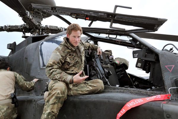 Książę Harry wraca z Afganistanu. "Zabijałem talibów"