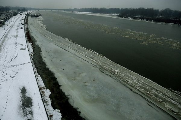 Dwa alarmy powodziowe - w Zagrodnie i Nowogrodźcu