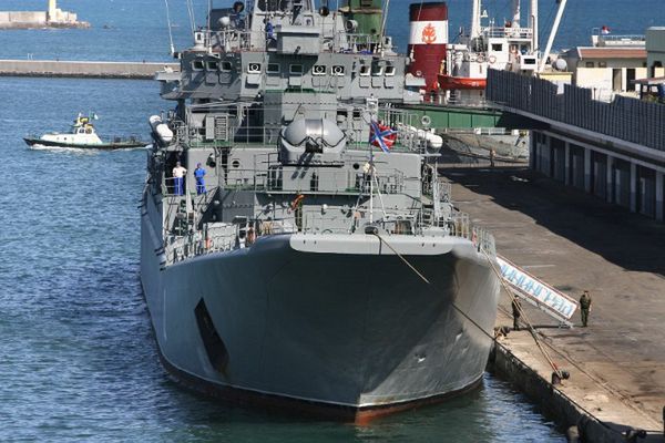 Rosja: dodatkowe okręty na Morzu Śródziemnym z powodu wojny w Syrii