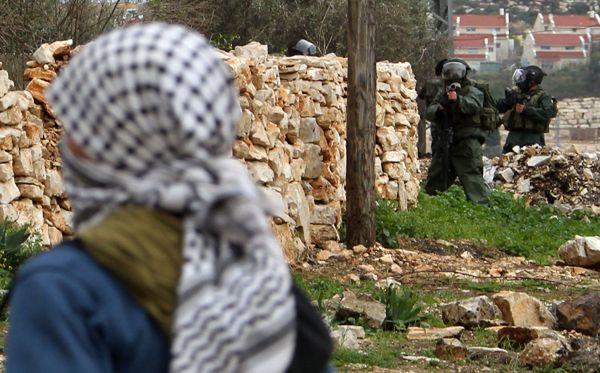 Izrael: raport o odpowiedzialności armii wobec Palestyńczyków