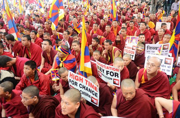 Chiny zatrzymały 70 Tybetańczyków za samopodpalenia