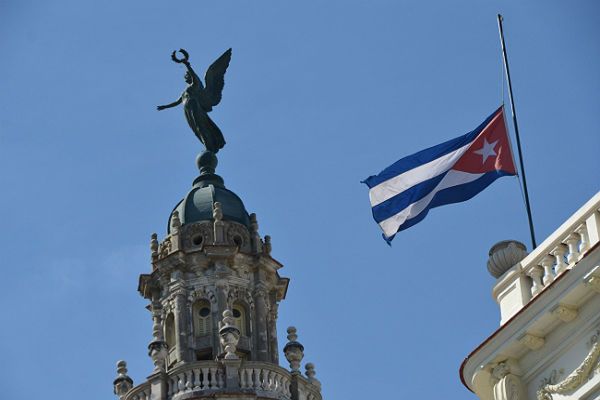 Kondolencje wiceprezydenta Kuby dla Wenezuelczyków. Fidel Castro milczy