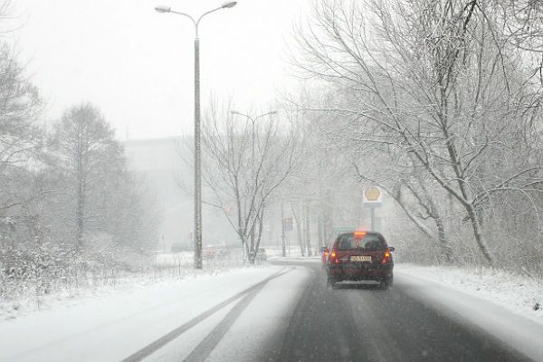 Trudne warunki po opadach śniegu na Śląsku
