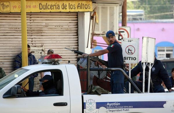 Ataki na policjantów w Meksyku - siedmiu zabitych