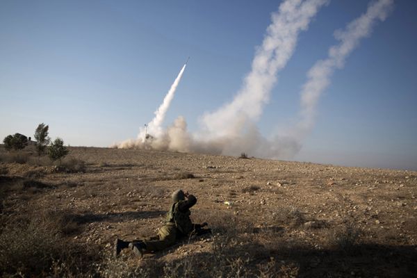 Strefa Gazy: mimo zapowiedzi rozejmu, ostrzał terytorium Izraela nie ustaje