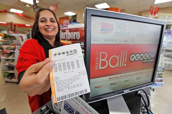 Loteryjna gorączka - kumulacja osiągnęła pół miliarda dolarów