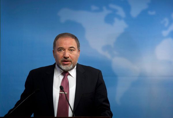 Awigdor Lieberman: wielu przywódców jest skłonnych poświęcić Izrael