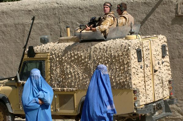 Wielka Brytania: Cameron zapowiada redukcję brytyjskich wojsk w Afganistanie
