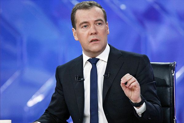 Komitet Śledczy obraził się na premiera Dimitrija Miedwiediewa