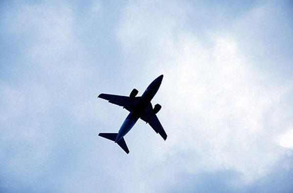 Śledczy: malezyjski samolot nie spadł w miejscu odebrania sygnałów