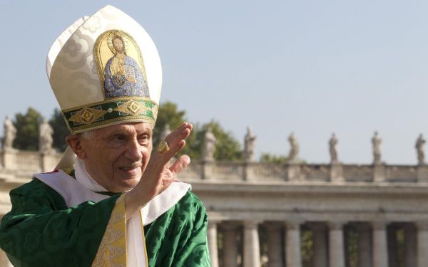 Papież Benedykt XVI: także w Kościele są ludzkie słabości i grzechy