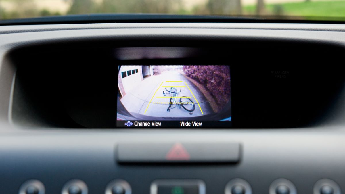 Chcesz mieć oczy dookoła głowy? Wideorejestrator kupisz za grosze 1