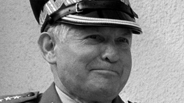 B. szef Sztabu Generalnego WP Henryk Szumski