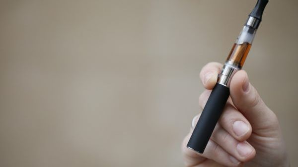Elektroniczne papierosy mogą zawierać substancje psychoaktywne