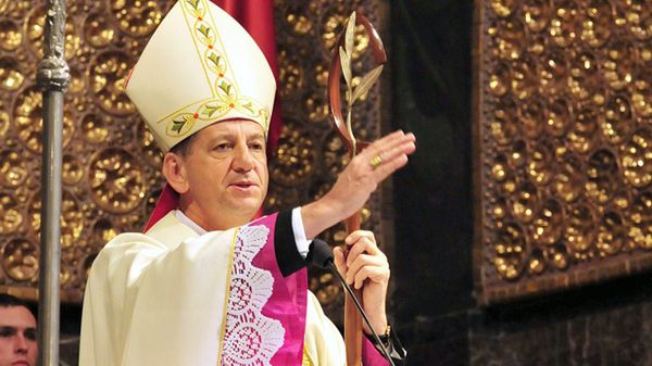 Msza św. w intencji ojczyzny, odprawiona w Katedrze Polowej Wojska Polskiego przez biskupa polowego WP Józefa Guzdka